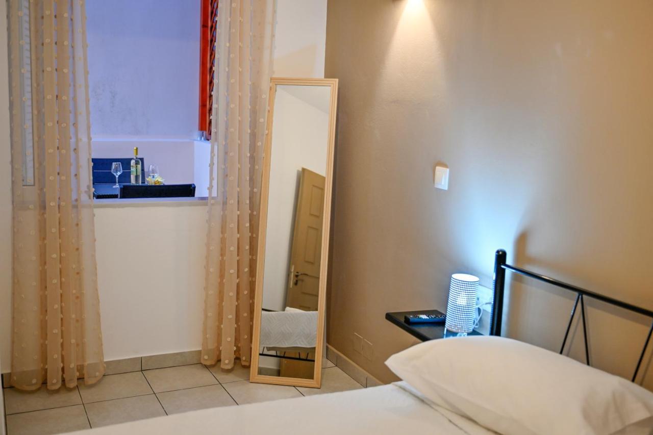 Artemis No.2 Apartment Kíssamos Extérieur photo